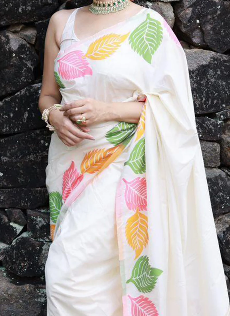 Pure Silk Woven Design Saree Festive Wear - Image 2