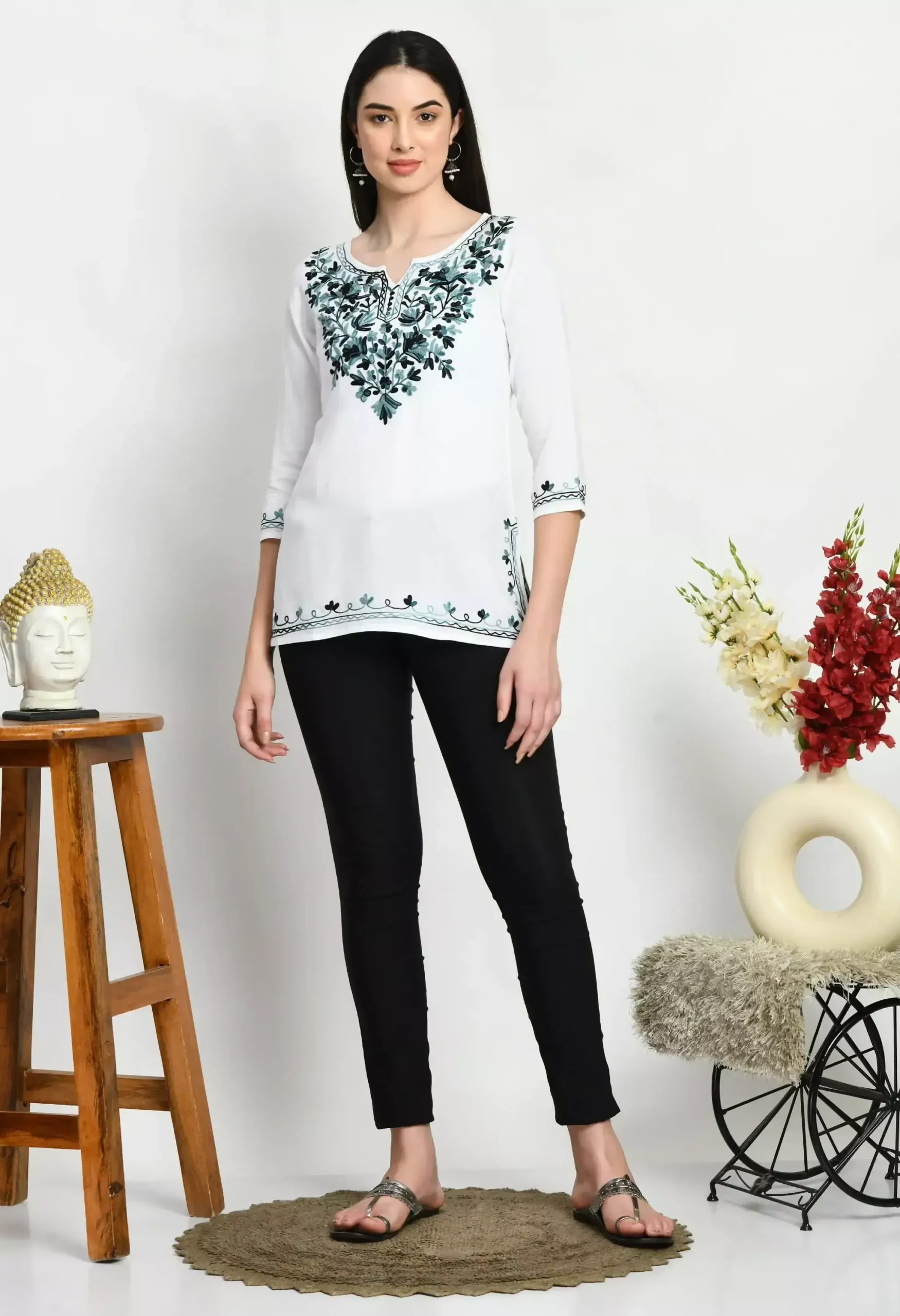 Amunet White Kashmiri Embroidered Short Kurti