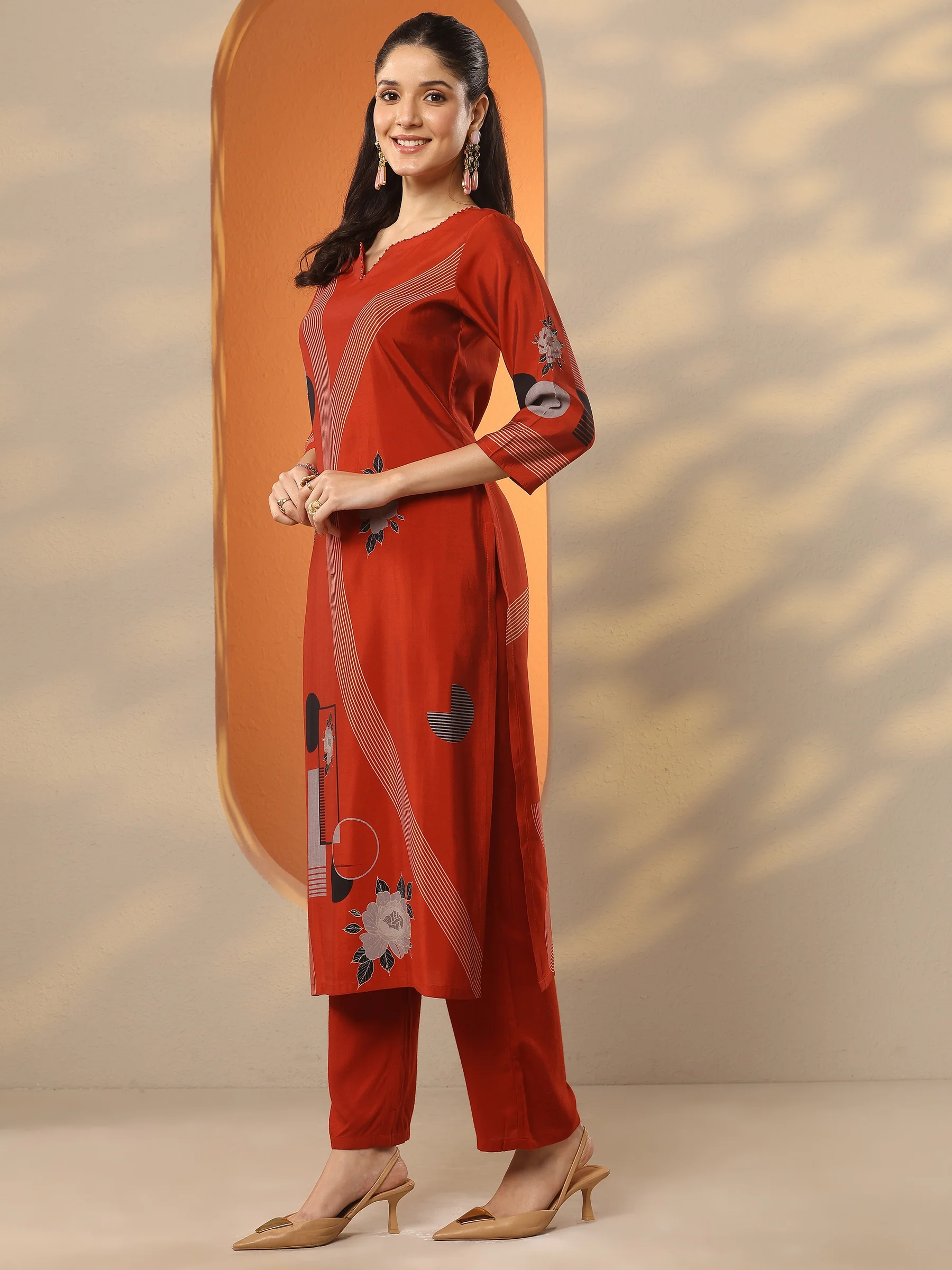 Rust Printed Silk Blend Straight Kurta - Image 3