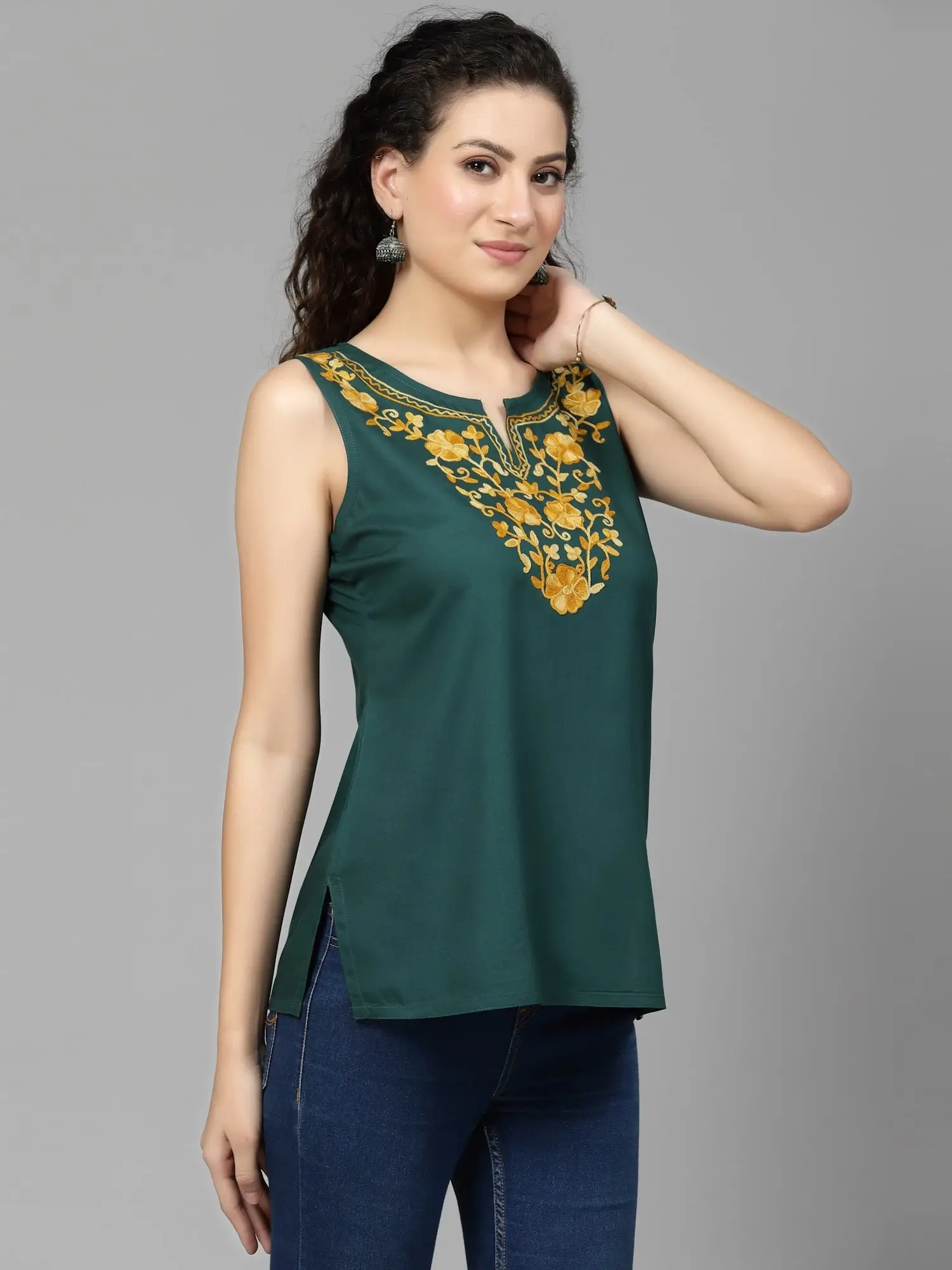 Nadia Green Sleeveless Short Kurti - Image 2